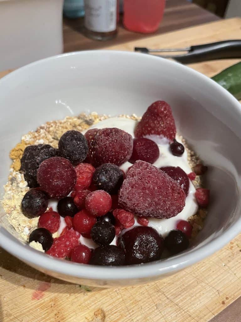 Leckeres Müsli mit Beeren